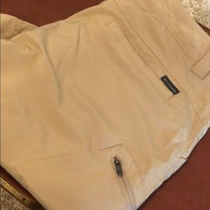 Columbia men’s shorts with pockets